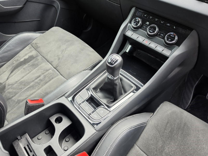 2022 (22) SKODA KAROQ 1.0 TSI SE L 5dr 5468789