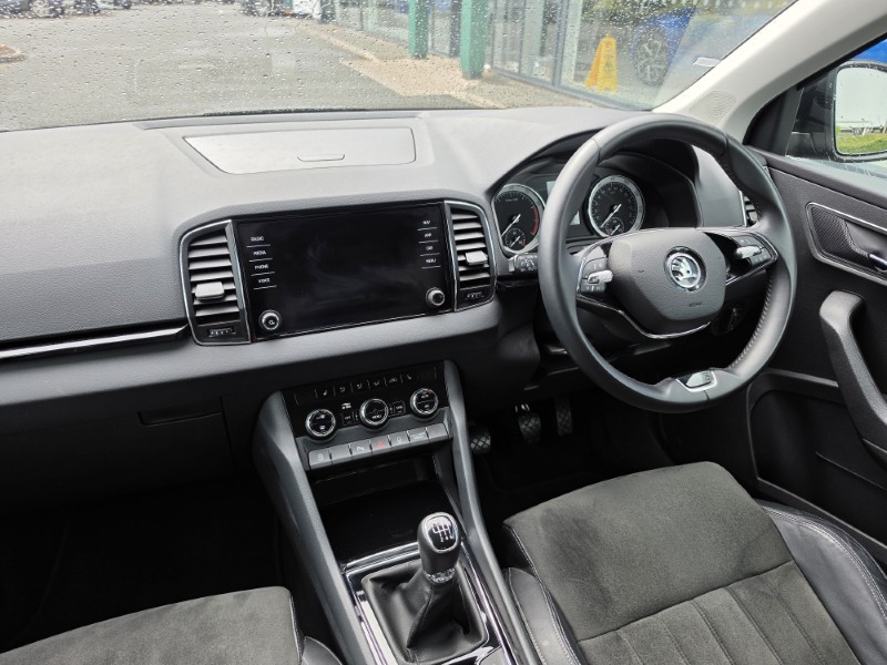 2022 (22) SKODA KAROQ 1.0 TSI SE L 5dr 5468783
