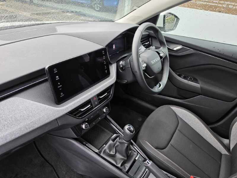 2025 (25) SKODA SCALA 1.0 TSI 116 SE Edition 5dr 5475353