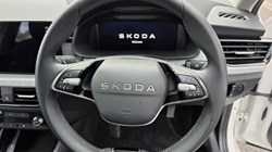 2025 (25) SKODA SCALA 1.0 TSI 116 SE Edition 5dr 5475358