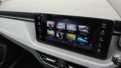 2025 (25) SKODA SCALA 1.0 TSI 116 SE Edition 5dr 5475365