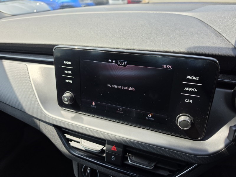 2023 (23) SKODA KAMIQ 1.0 TSI 95 SE 5dr 5508122