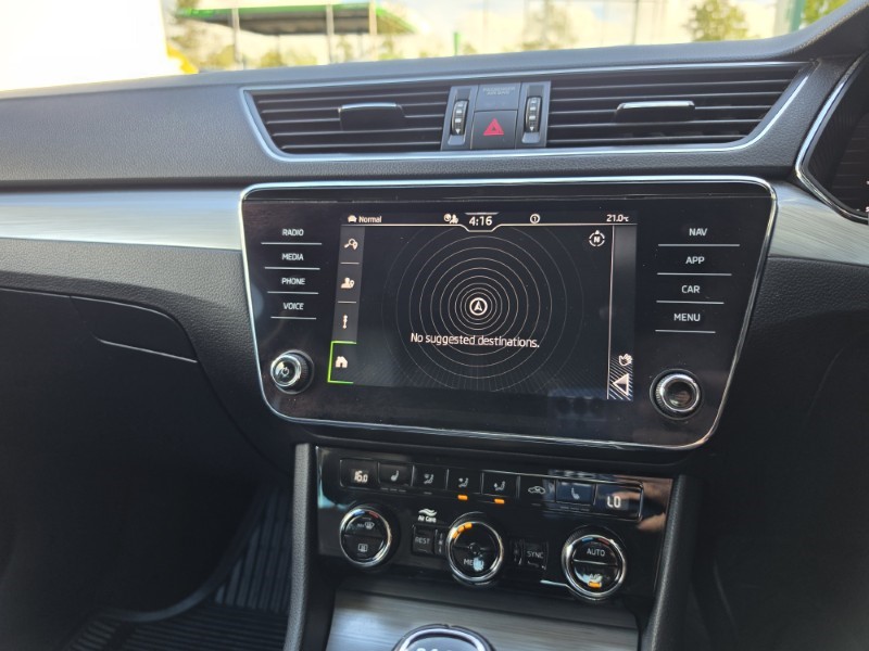 2022 (72) SKODA SUPERB 2.0 TDI CR SE Technology 5dr 5521400