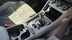 2024 (74) SKODA KAROQ 1.0 TSI 116 SE L 5dr 5507958
