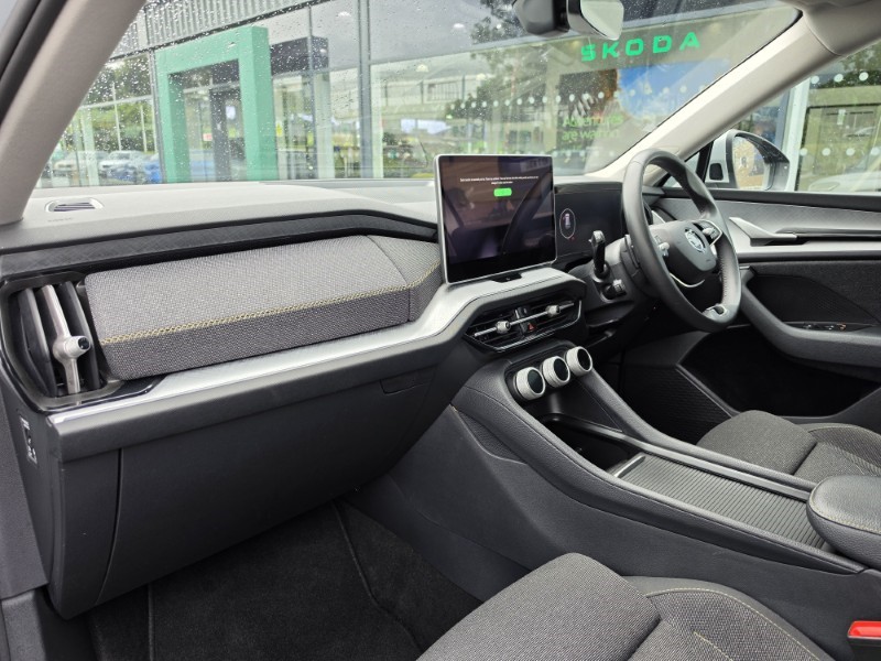 2024 (74) SKODA KODIAQ 2.0 TDI SE 5dr DSG [7 Seat] 5533055