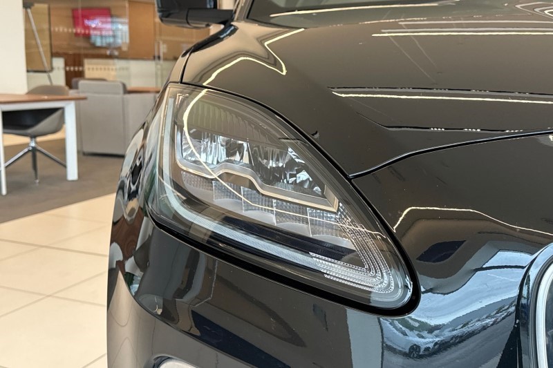 2021 (21) JAGUAR E-PACE 2.0 D200 R-Dynamic S 5dr Auto 3297368