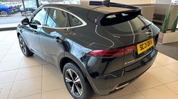 2021 (21) JAGUAR E-PACE 2.0 D200 R-Dynamic S 5dr Auto 3297375