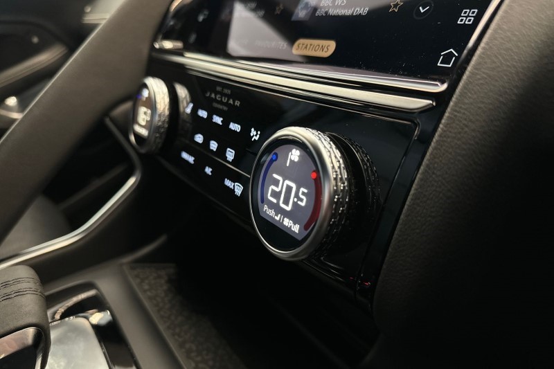 2021 (21) JAGUAR E-PACE 2.0 D200 R-Dynamic S 5dr Auto 3297356