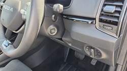 2025 (25) SKODA KAROQ 1.5 TSI SE L 5dr DSG 5521332
