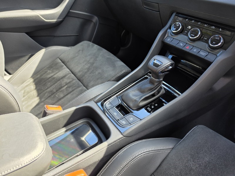2025 (25) SKODA KAROQ 1.5 TSI SE L 5dr DSG 5521328