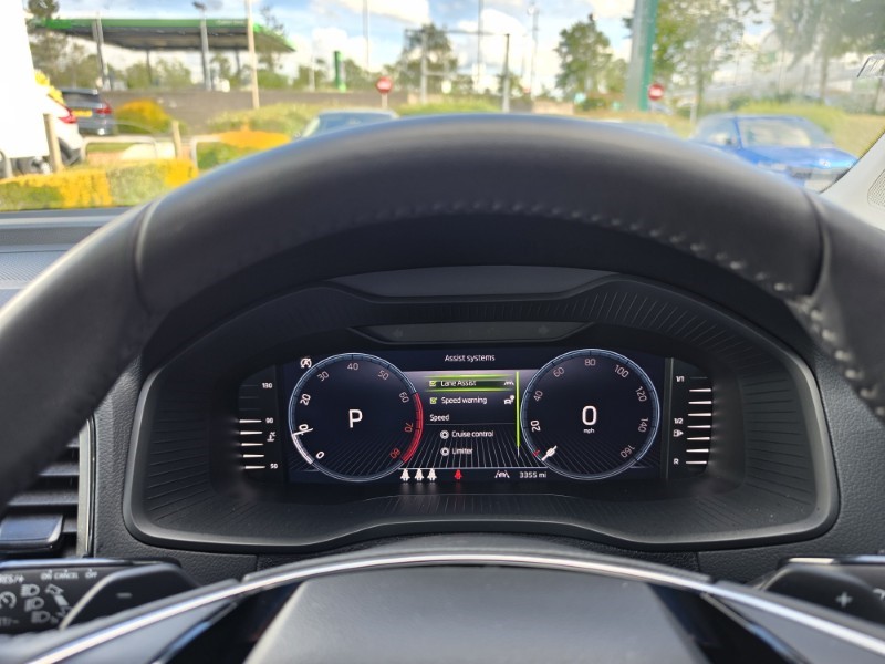 2025 (25) SKODA KAROQ 1.5 TSI SE L 5dr DSG 5521340