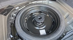 2025 (25) SKODA KAROQ 1.5 TSI SE L 5dr DSG 5521316