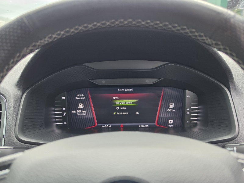 2020 (69) SKODA KAROQ 1.5 TSI Sport Line 5dr 5536535