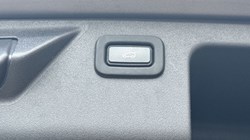 2020 (70) LAND ROVER DISCOVERY SPORT 2.0 D180 R-Dynamic HSE 5dr Auto 5110504