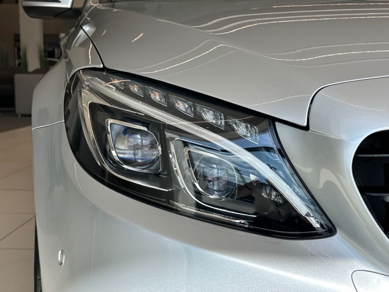 2017 (17) MERCEDES-BENZ C CLASS C220d 4Matic AMG Line Premium Plus 4dr Auto 3427276