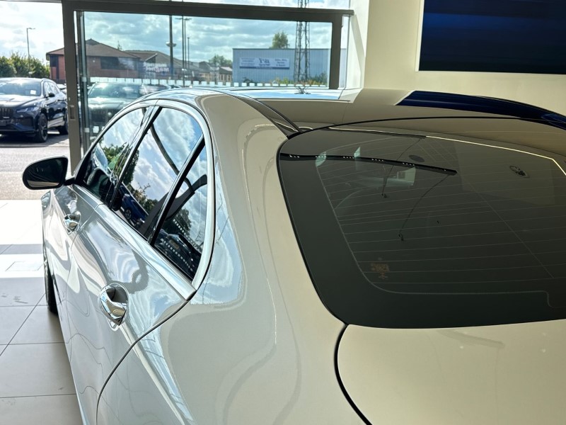 2017 (17) MERCEDES-BENZ C CLASS C220d 4Matic AMG Line Premium Plus 4dr Auto 3427274