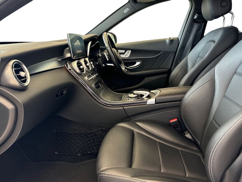 2017 (17) MERCEDES-BENZ C CLASS C220d 4Matic AMG Line Premium Plus 4dr Auto 3427244