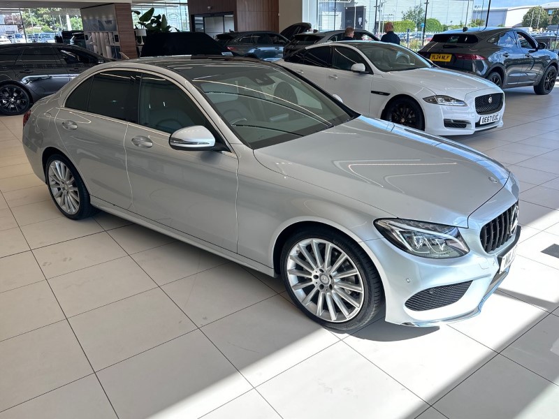 2017 (17) MERCEDES-BENZ C CLASS C220d 4Matic AMG Line Premium Plus 4dr Auto 3427285