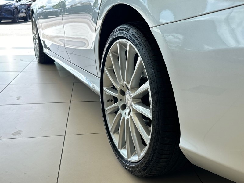 2017 (17) MERCEDES-BENZ C CLASS C220d 4Matic AMG Line Premium Plus 4dr Auto 3427275