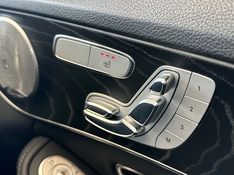 2017 (17) MERCEDES-BENZ C CLASS C220d 4Matic AMG Line Premium Plus 4dr Auto 3427266