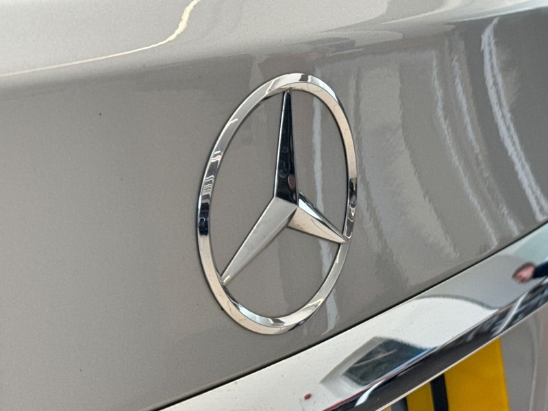 2017 (17) MERCEDES-BENZ C CLASS C220d 4Matic AMG Line Premium Plus 4dr Auto 3427281