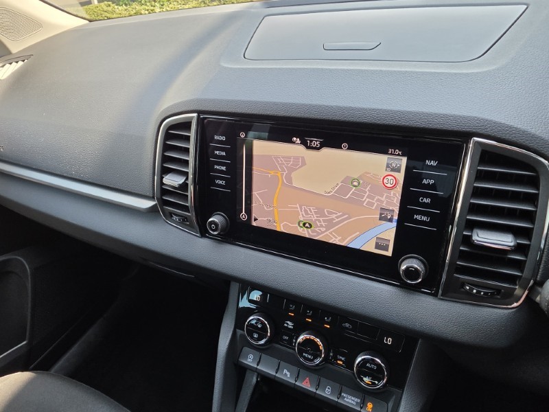 2021 (21) SKODA KAROQ 1.5 TSI SE Technology 5dr 5538847