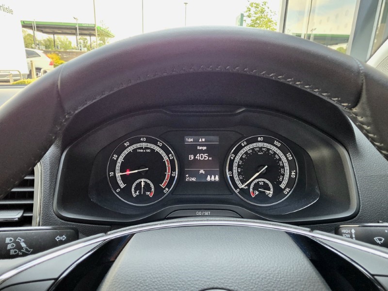 2021 (21) SKODA KAROQ 1.5 TSI SE Technology 5dr 5538834