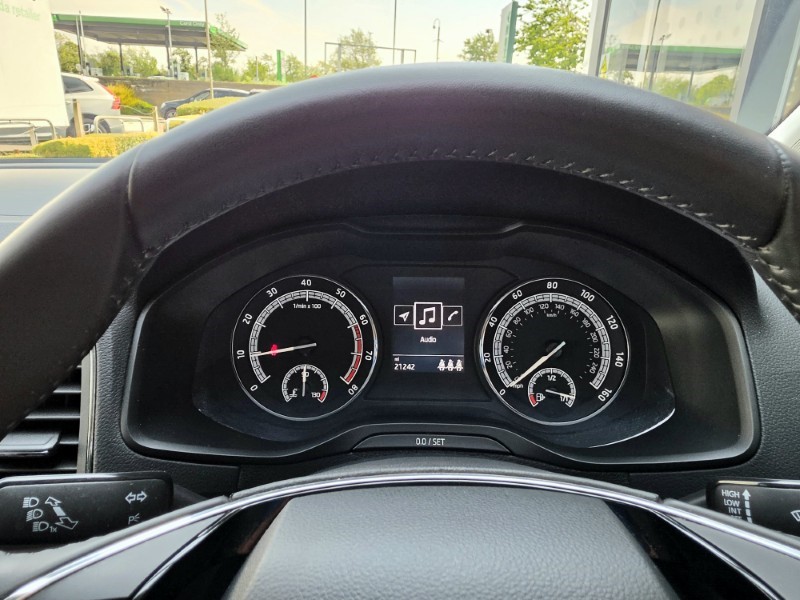 2021 (21) SKODA KAROQ 1.5 TSI SE Technology 5dr 5538837