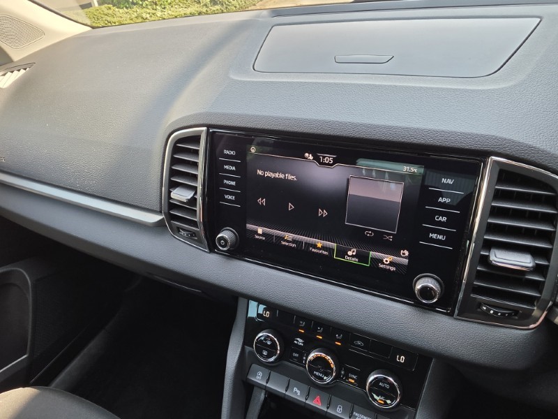 2021 (21) SKODA KAROQ 1.5 TSI SE Technology 5dr 5538844