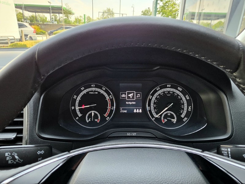 2021 (21) SKODA KAROQ 1.5 TSI SE Technology 5dr 5538836