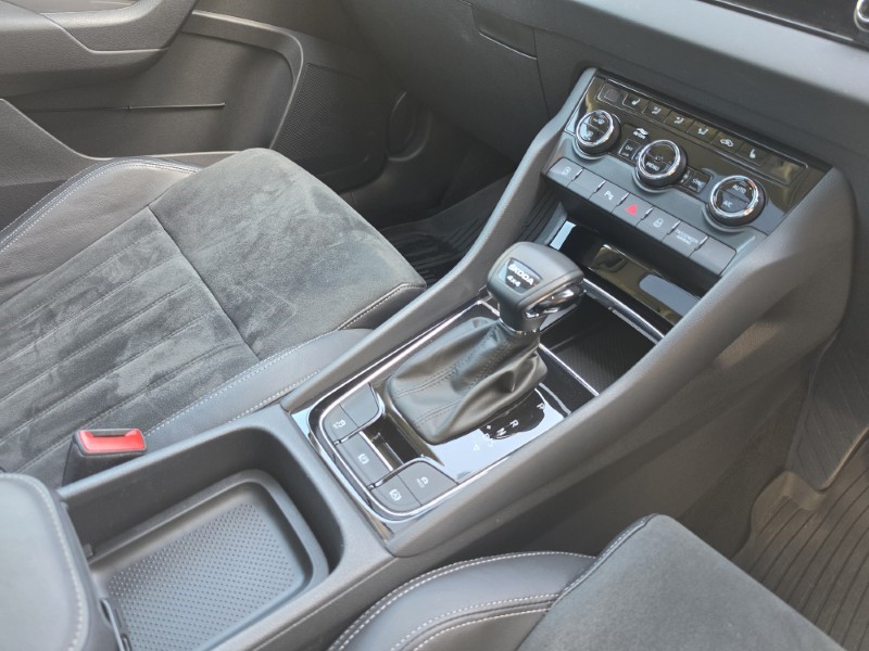 2022 (72) SKODA KAROQ 2.0 TDI [150] SE L 4x4 5dr DSG 5542567