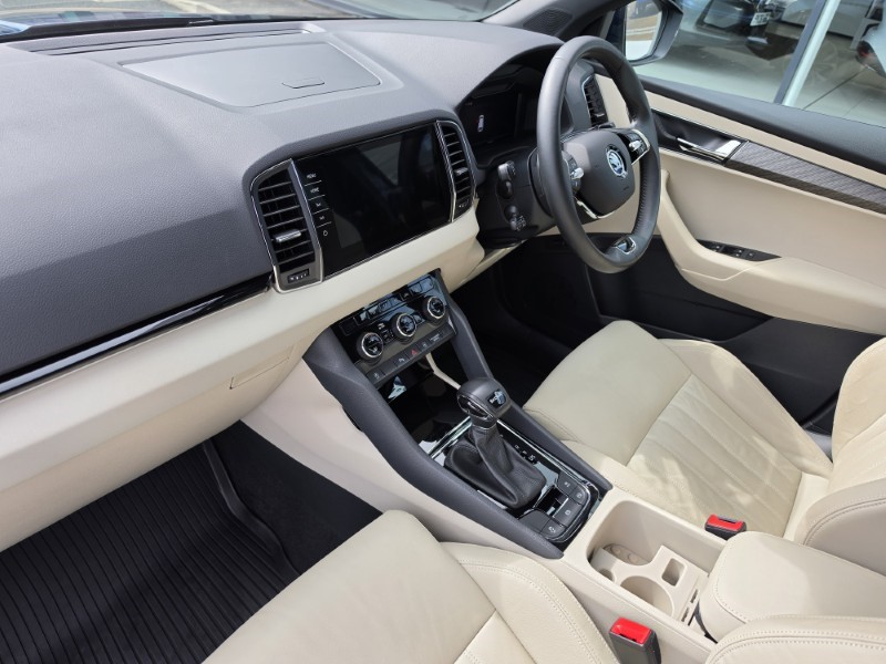 2022 (22) SKODA KAROQ 1.5 TSI SE L 5dr DSG 5556024