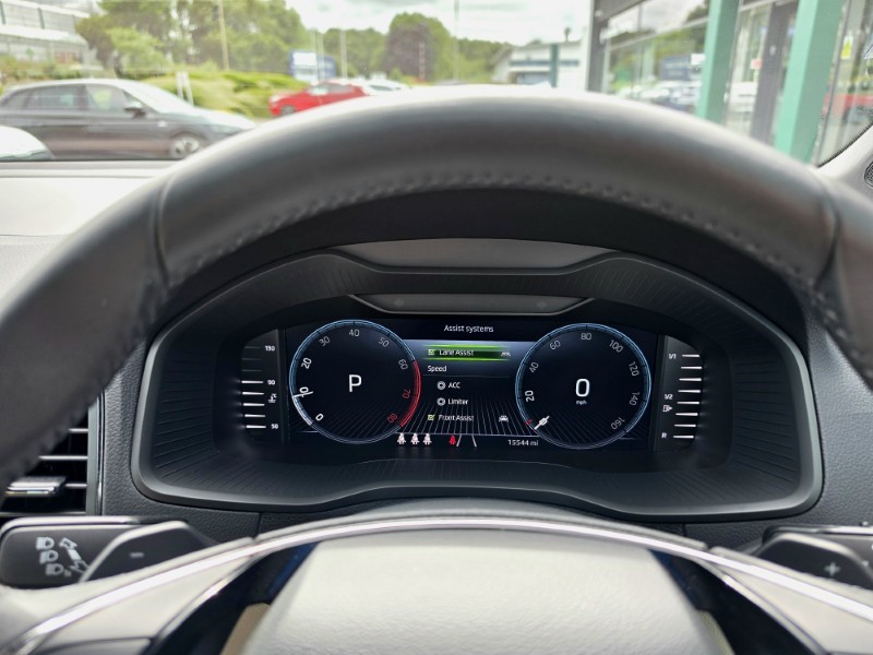 2022 (22) SKODA KAROQ 1.5 TSI SE L 5dr DSG 5556039