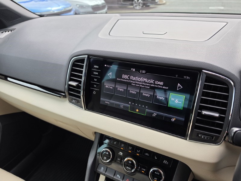 2022 (22) SKODA KAROQ 1.5 TSI SE L 5dr DSG 5556041