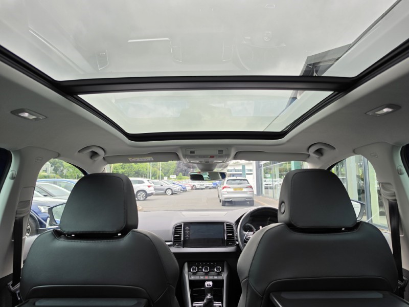 2021 (21) SKODA KAROQ 1.5 TSI Edition 5dr 5575796
