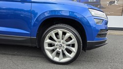 2021 (21) SKODA KAROQ 1.5 TSI Edition 5dr 5575780