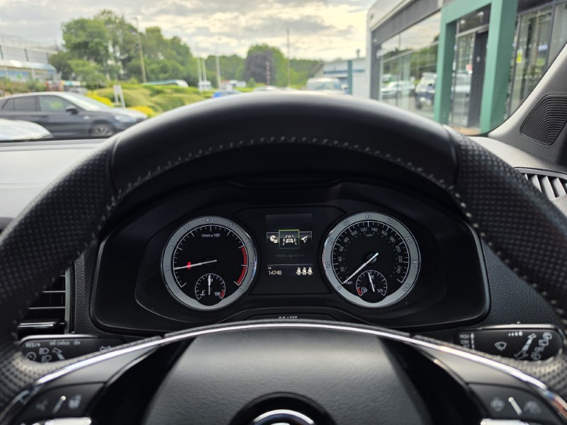 2022 (22) SKODA KAROQ 1.5 TSI Sportline 5dr 5582064