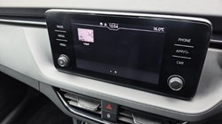 2021 (21) SKODA KAMIQ 1.0 TSI 110 SE 5dr 5579372