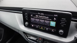 2021 (21) SKODA KAMIQ 1.0 TSI 110 SE 5dr 5579376