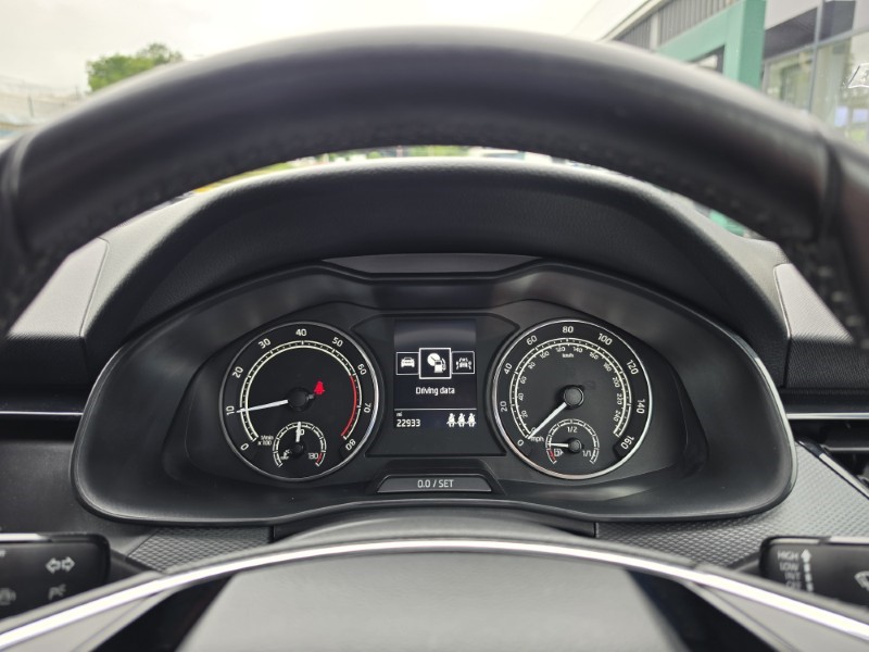 2021 (21) SKODA KAMIQ 1.0 TSI 110 SE 5dr 5579369