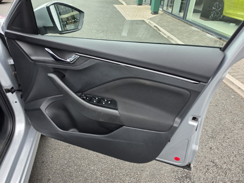 2023 (23) SKODA KAMIQ 1.5 TSI SE Drive 5dr 5587277
