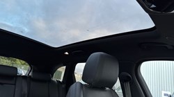 2025 (74) LAND ROVER RANGE ROVER VELAR 2.0 D200 MHEV Dynamic SE 5dr Auto 5395288