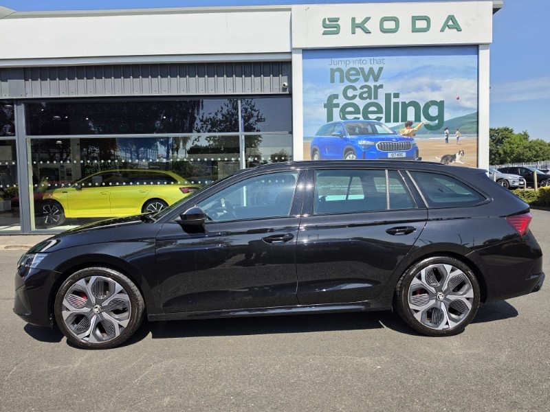 2025 (25) SKODA OCTAVIA 2.0 TSI vRS 5dr DSG 5606679