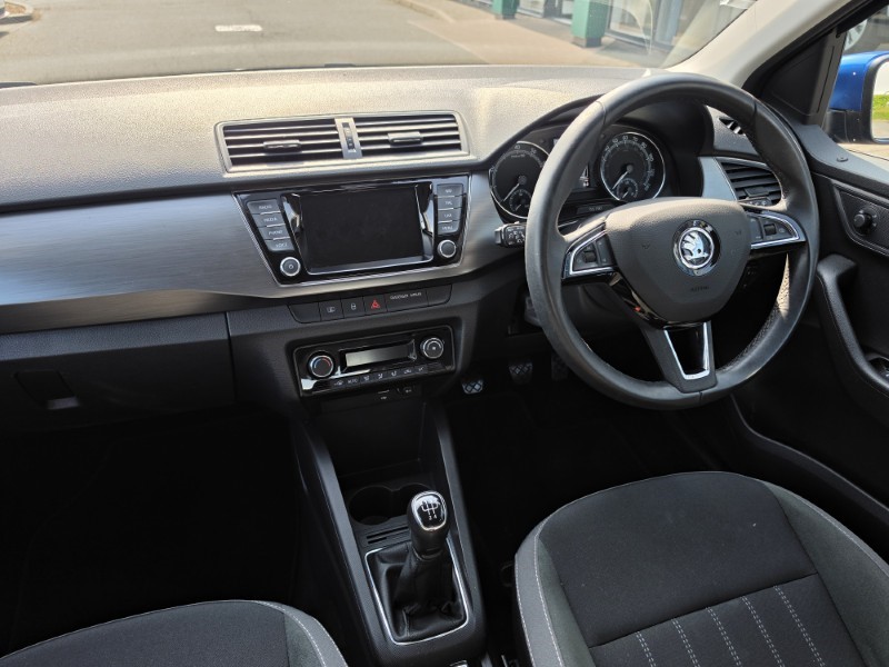 2020 (20) SKODA FABIA 1.0 TSI SE L 5dr 5619809