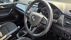 2020 (20) SKODA FABIA 1.0 TSI SE L 5dr 5619815