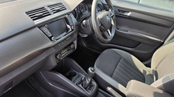 2020 (20) SKODA FABIA 1.0 TSI SE L 5dr 5619813