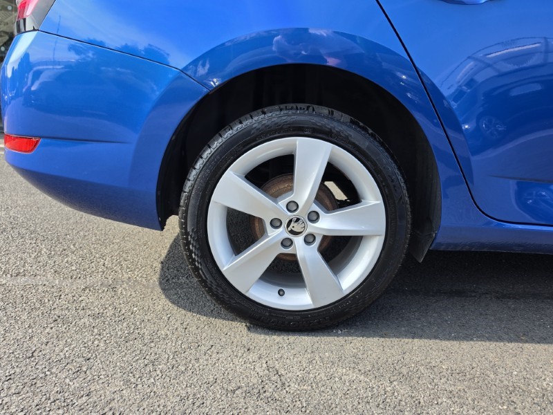 2020 (20) SKODA FABIA 1.0 TSI SE L 5dr 5619790