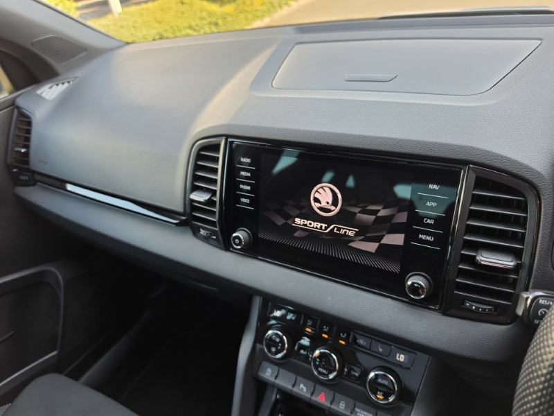 2023 (23) SKODA KAROQ 2.0 TDI [150] Sportline 4x4 5dr DSG 5612171