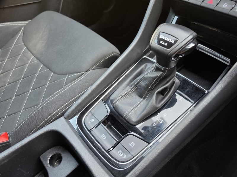 2023 (23) SKODA KAROQ 2.0 TDI [150] Sportline 4x4 5dr DSG 5612187