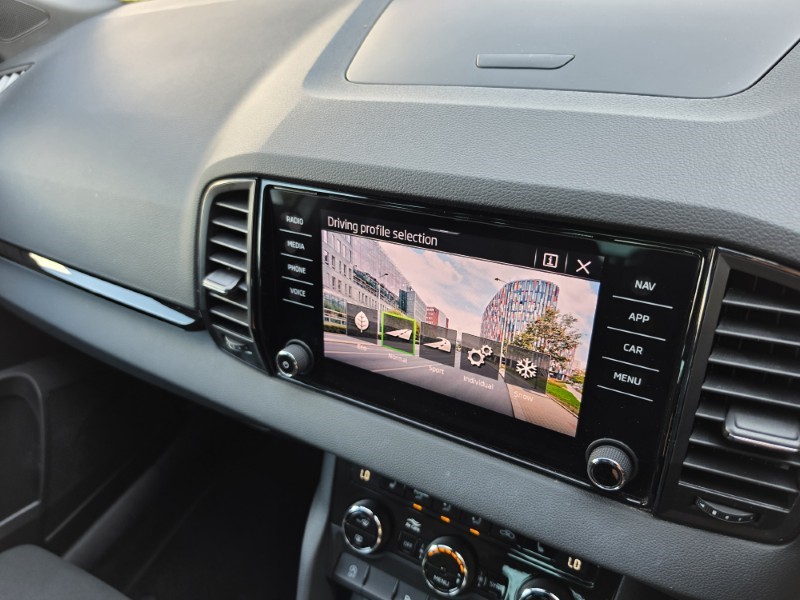 2023 (23) SKODA KAROQ 2.0 TDI [150] Sportline 4x4 5dr DSG 5612177
